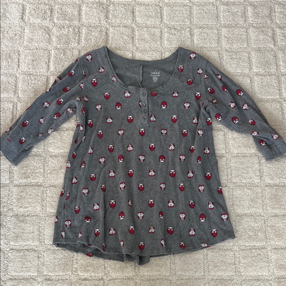 Torrid Charcoal and Burgundy Owl Long Sleeve Tee